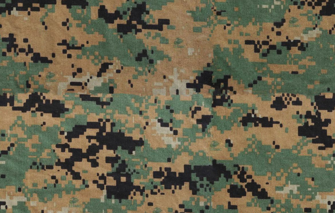 camuf03b.jpg