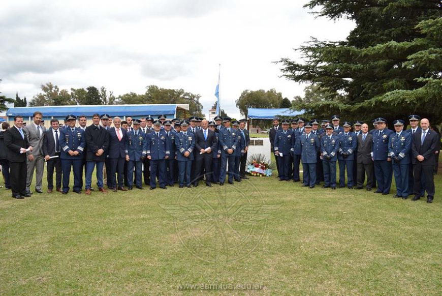 La Promoción LXI celebró sus Bodas de Plata en la Escuela de Aviación Militar