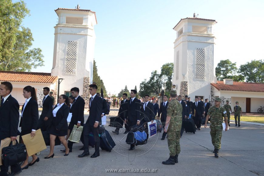 Cadetes de 1° Año iniciaron su formación como futuros Oficiales de la Fuerza Aérea Argentina