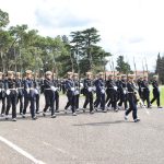 Cadetes desfilando