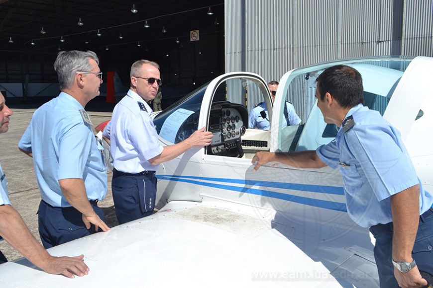 Visita de Comitiva de la Fuerza Aérea de los EE.UU. a la EAM