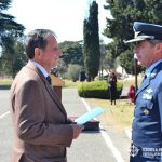 Entrega de la Declaración de Huéspedes de Honor al presidente de la Promoción XXXVIII, Comodoro “VGM” (R) D. Julio BROUWER DE KONING.