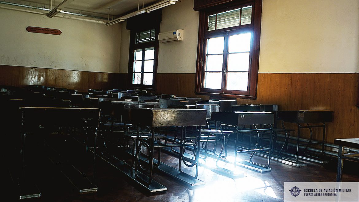 Escuadron-Estudios-aula1.jpg