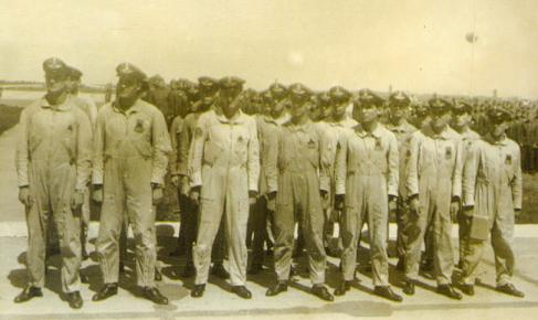 ceremonia-vuelo-solo-CAM-1964-Pag-166.jpg