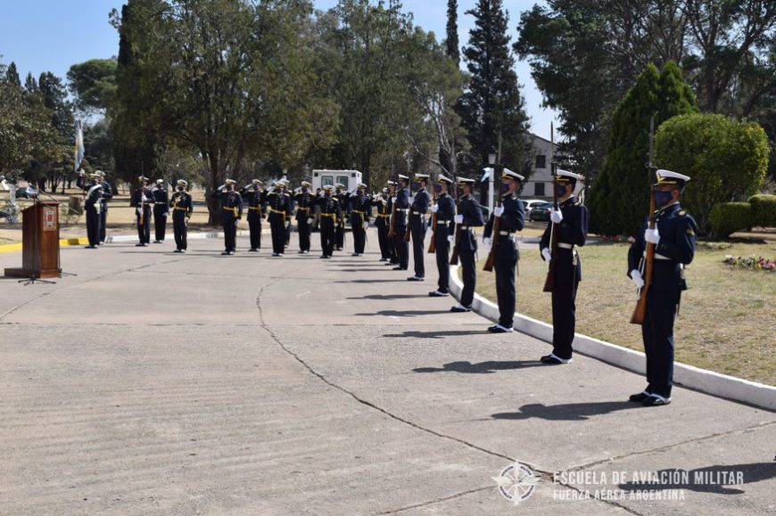 75 años formando Legados de Honor