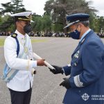 Entrega de diploma al S.M. Cadete LARSEN