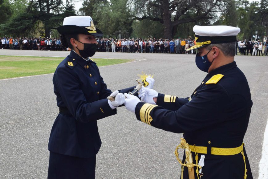 Entrega de Uniformes y Sables a Cadetes de 1°Año de la Promoción XC