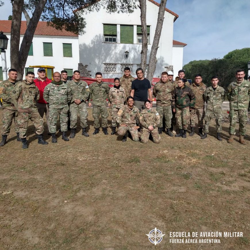 Capacitación del Personal Militar de la Escuela de Aviación Militar