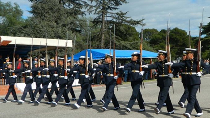 DESFILE CADETES