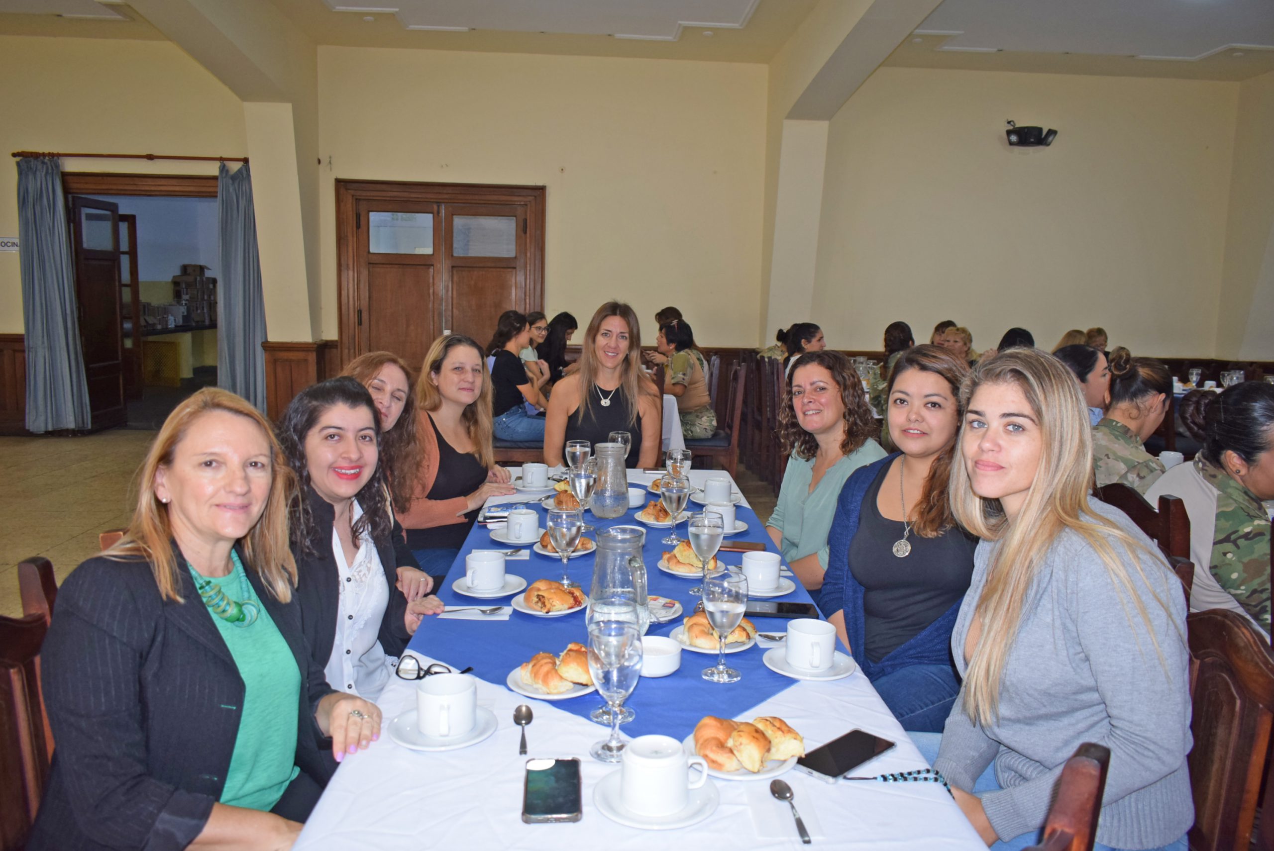 conmemoración del día de la mujer en la EAM